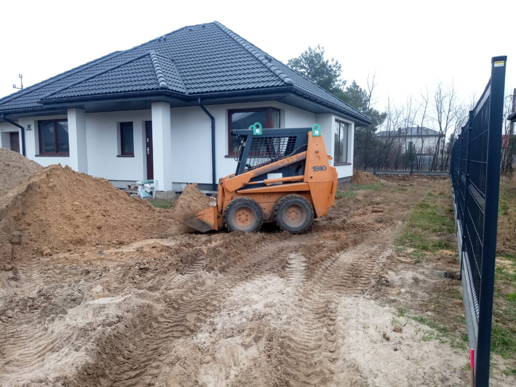 Usługi miniładowarką Pułtusk Ciechanów Nasielsk Serock Legionowo